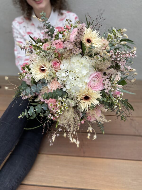 Bouquet Blush – Image 2